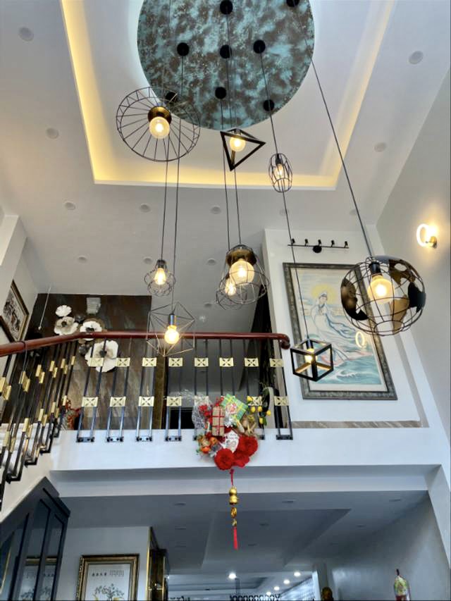 Giá Cực Tốt - Bán Biệt thự 85m² phố Ngọc Thuỵ, Long Biên, Nội thất tiền tỷ