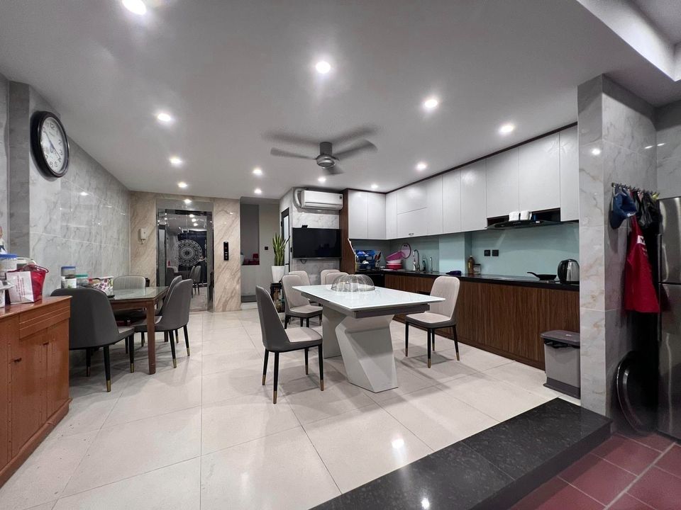 Phân lô ô tô đỗ ngày đêm ngõ rộng thoáng chủ tự xây nhà chắc chắn