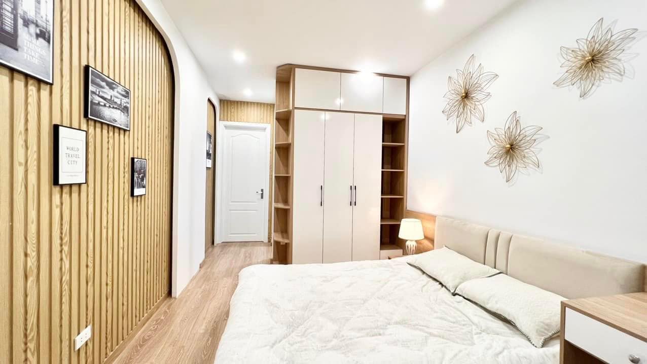 Bán nhà Phan Đình Giót Thanh Xuân Giá 3.8 tỷ +DT: 37m2 x 5 tầng