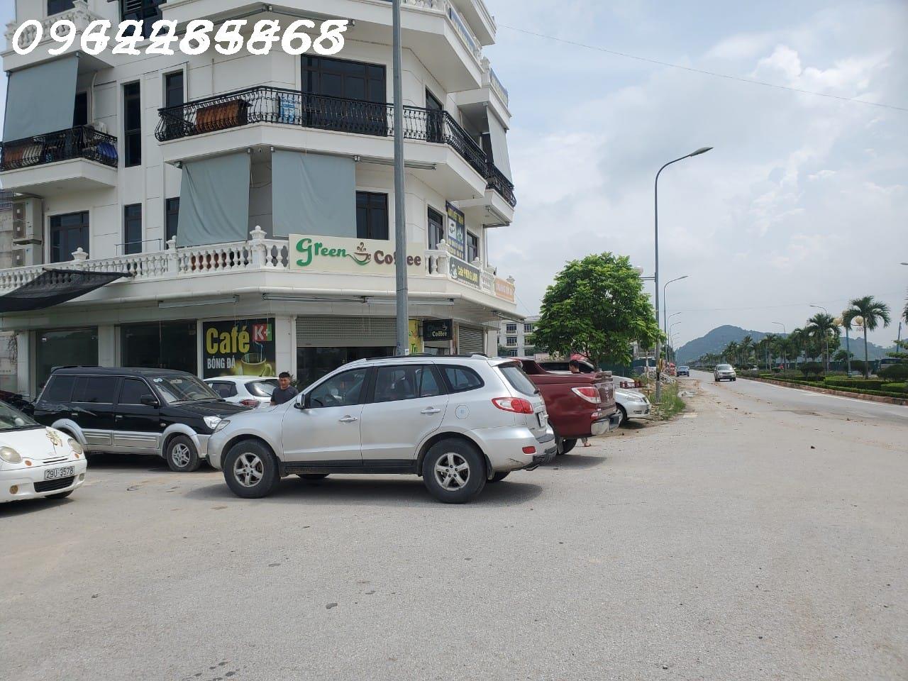Cho Thuê nhà làm văn phòng đã đầy đủ máy lạnh âm trần thạch cao điều hòa bàn ghế cần cho thuê 2 tầng đầu ve kinh doanh