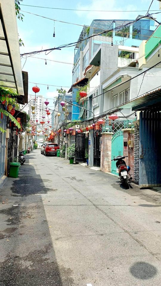 Nhà 109m2 Hẻm Xe Hơi Thông Lý Phục Man - Quận 7 - Nhà Thi Đấu - Có Dòng Tiền Trọ - Gần Cầu Phú Mỹ