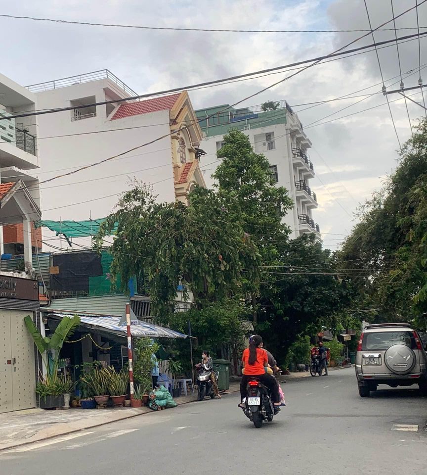 Toà Nhà 7 Tầng Mặt Tiền Lý Phục Man Ngang 8m - KD CHDV - Có Dòng Tiền Lớn - Quận 7