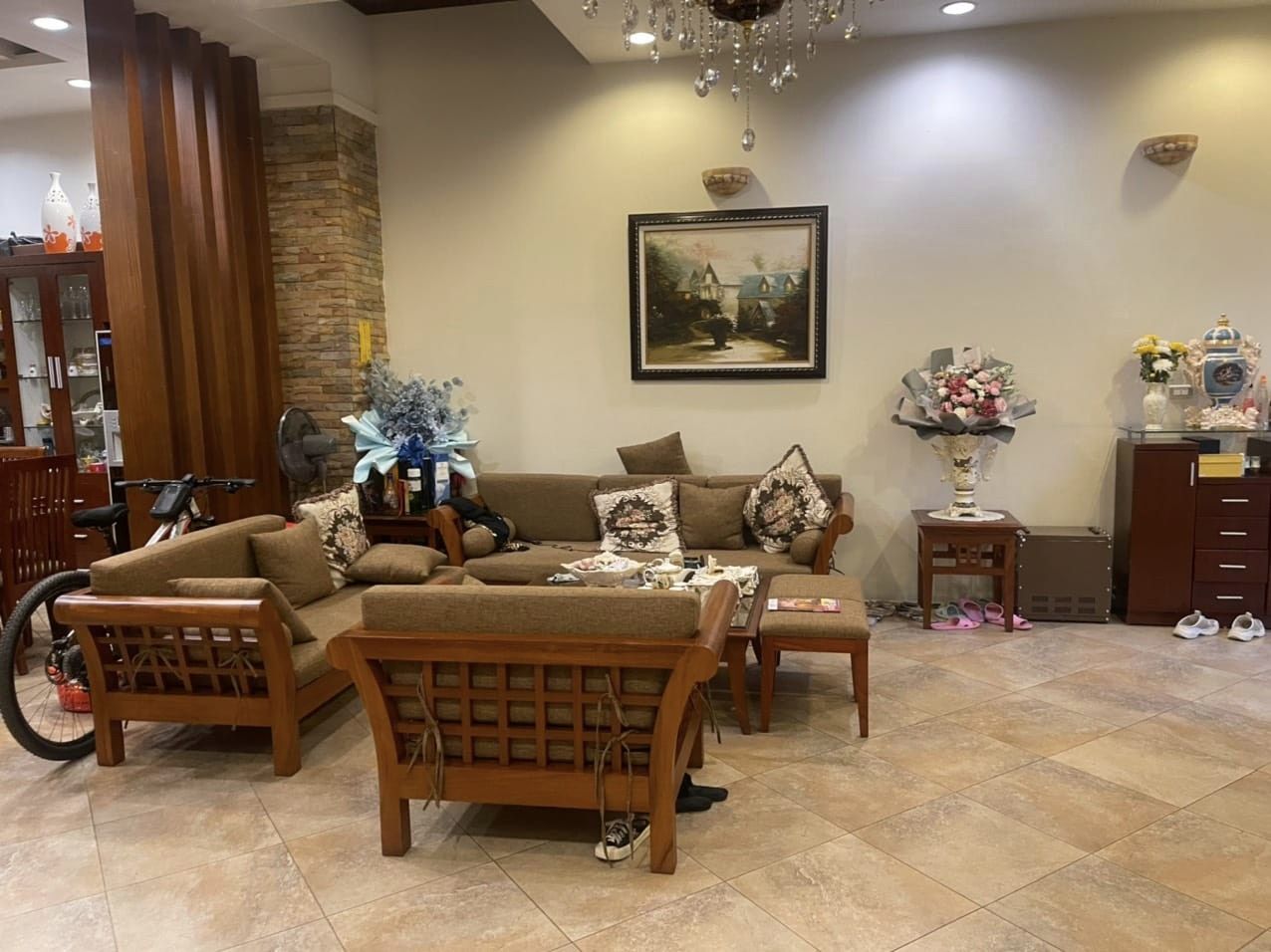 Bán ngôi nhà 59m2 phố Tứ Liên, Tây Hồ Thang máy 6 tầng 10m ngõ Ô tô đua 6.3 Tỷ