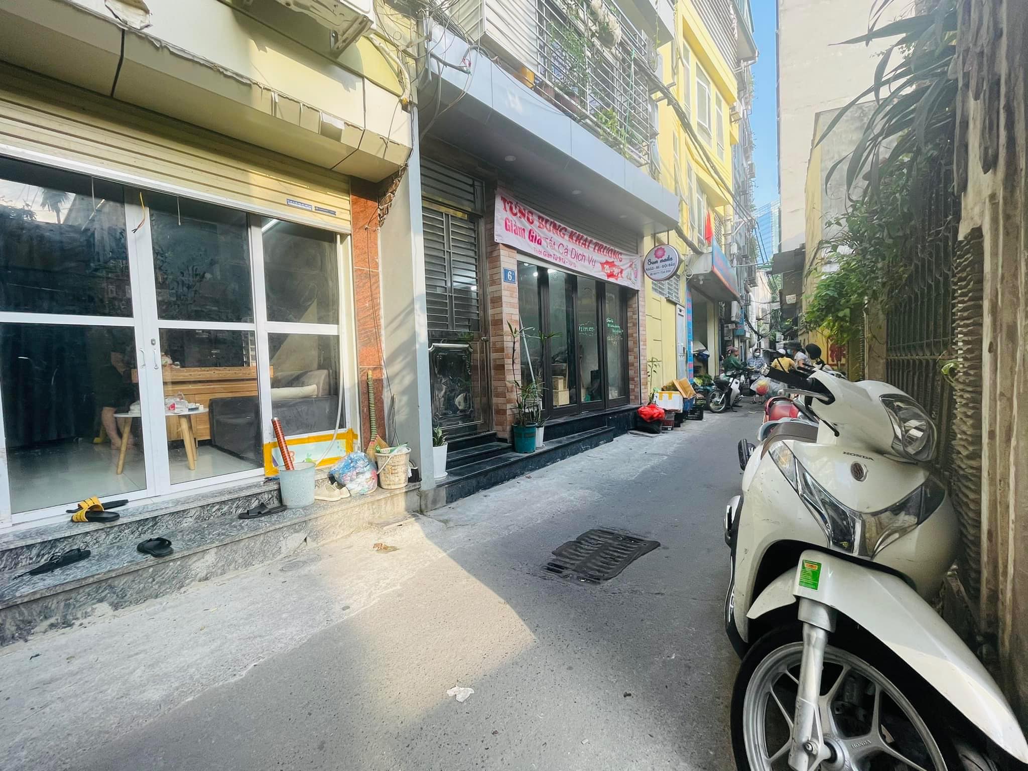 BÁN ĐẤT NHỈNH 90TR/M2 SẴN NHÀ 3 TẦNG CŨ Ở TRUNG KÍNH, CẦU GIẤY.