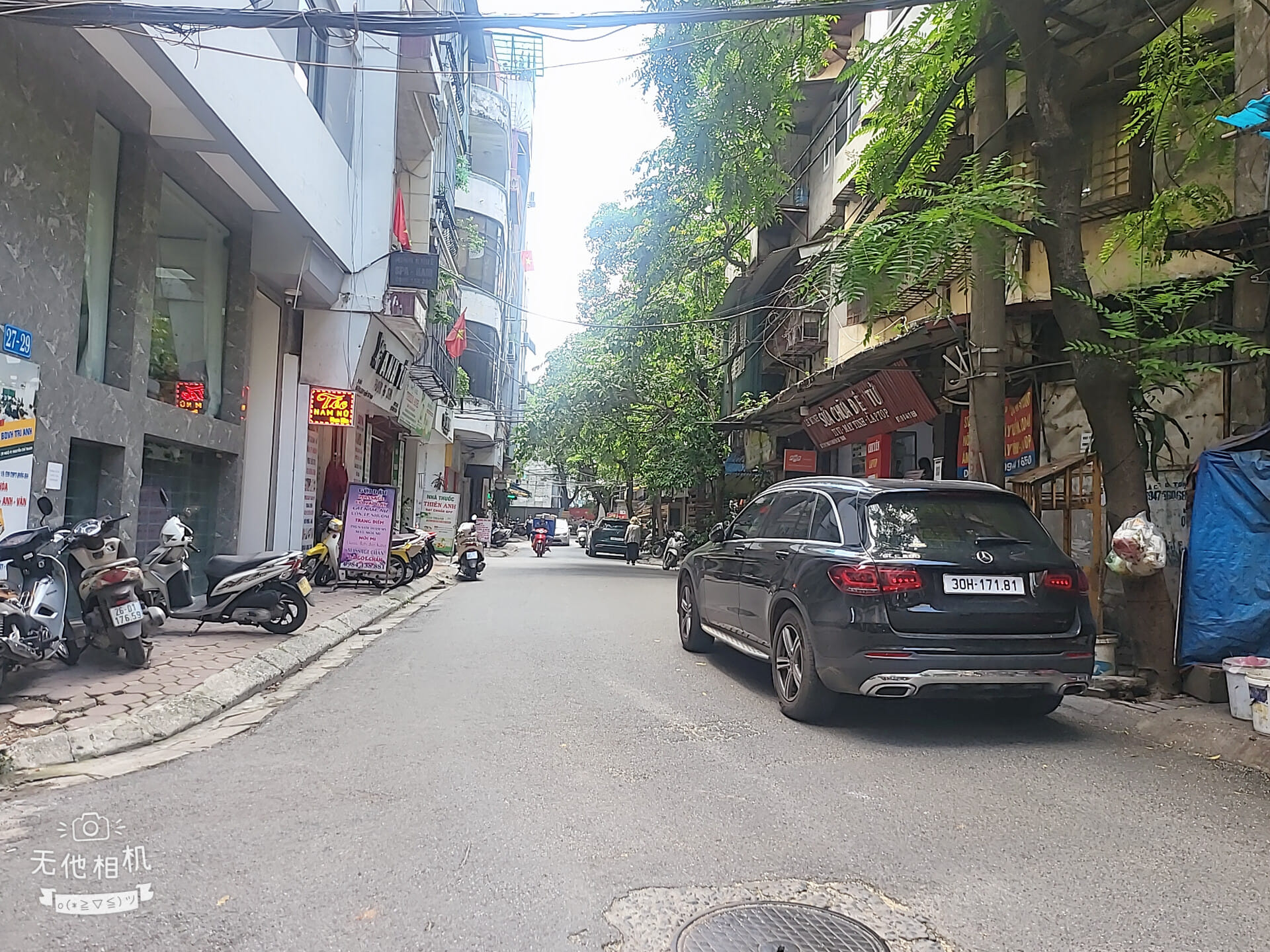 Kinh doanh đỉnh tập thể tầng 1 Nguyễn Chí Thanh, ô tô 70m mặt tiền 4m.