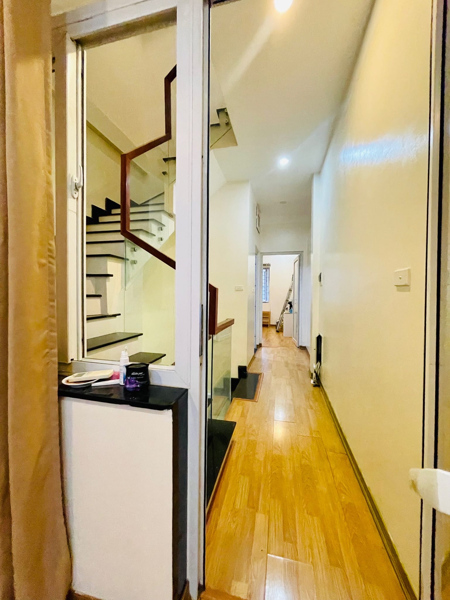 2 MẶT NGÕ - NHÀ ĐẸP - DÂN XÂY - Ô TÔ ĐỖ CỬA - CHỦ CẦN BÁN GẤP,50M2,, 3T, 3,3MT, 4,8TY NGUYỄN HUỆ BÀ TRIỆU