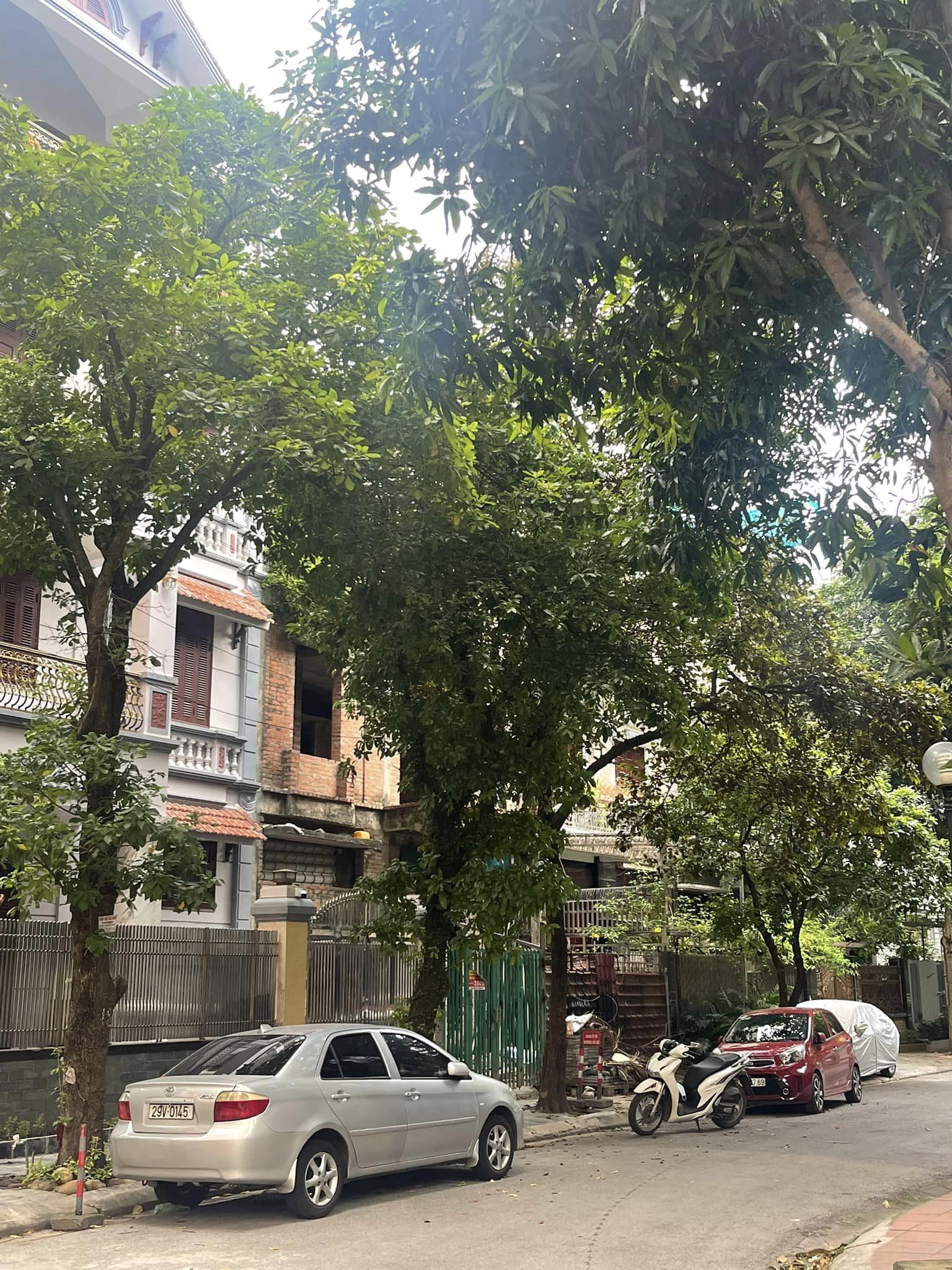 Bán Biệt Thự Liền Kề Mỹ Đình II 100M2 4 Tầng Mặt Tiền 8M 20 Tỷ