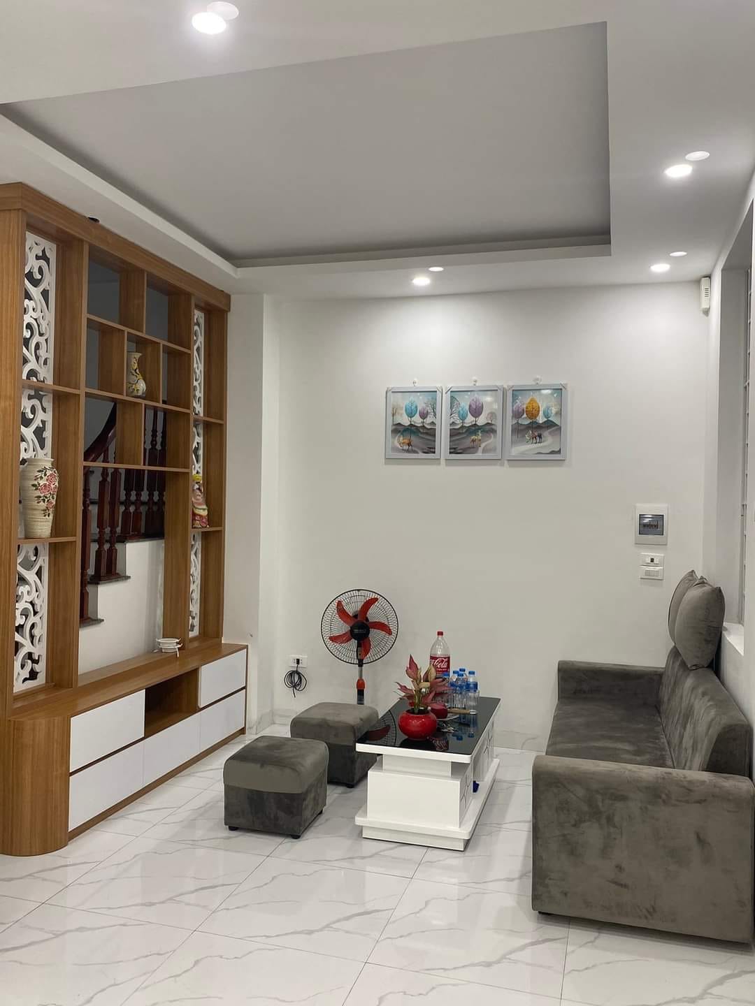 TRUNG TÂM HÀ ĐÔNG - NHÀ ĐẸP Ở LUÔN-LÔ GÓC - CÁCH Ô TÔ 5M 37m 5 tầng 5 NGỦ ĐỦ CÔNG NĂNG