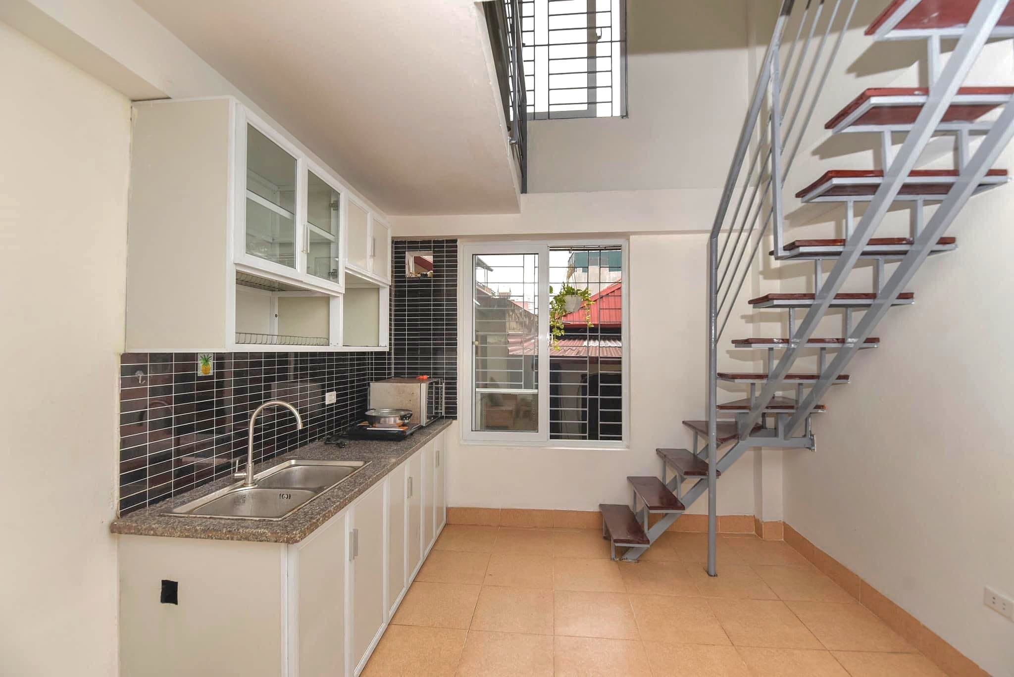 Bán nhà Yên Hoà, Cầu Giấy, 61m2, 9.4 tỷ, giá rẻ