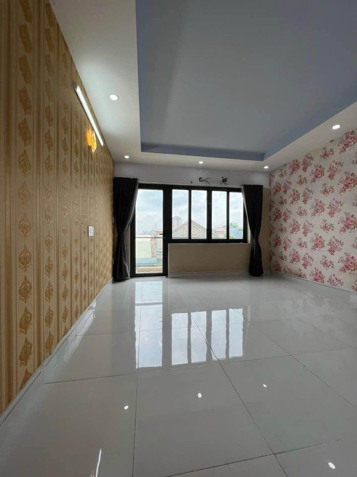 Nhà 5 Tầng P.Tân Quy HXH - Trung Tâm Quận 7 - Giá Chỉ 5,9Tỷ