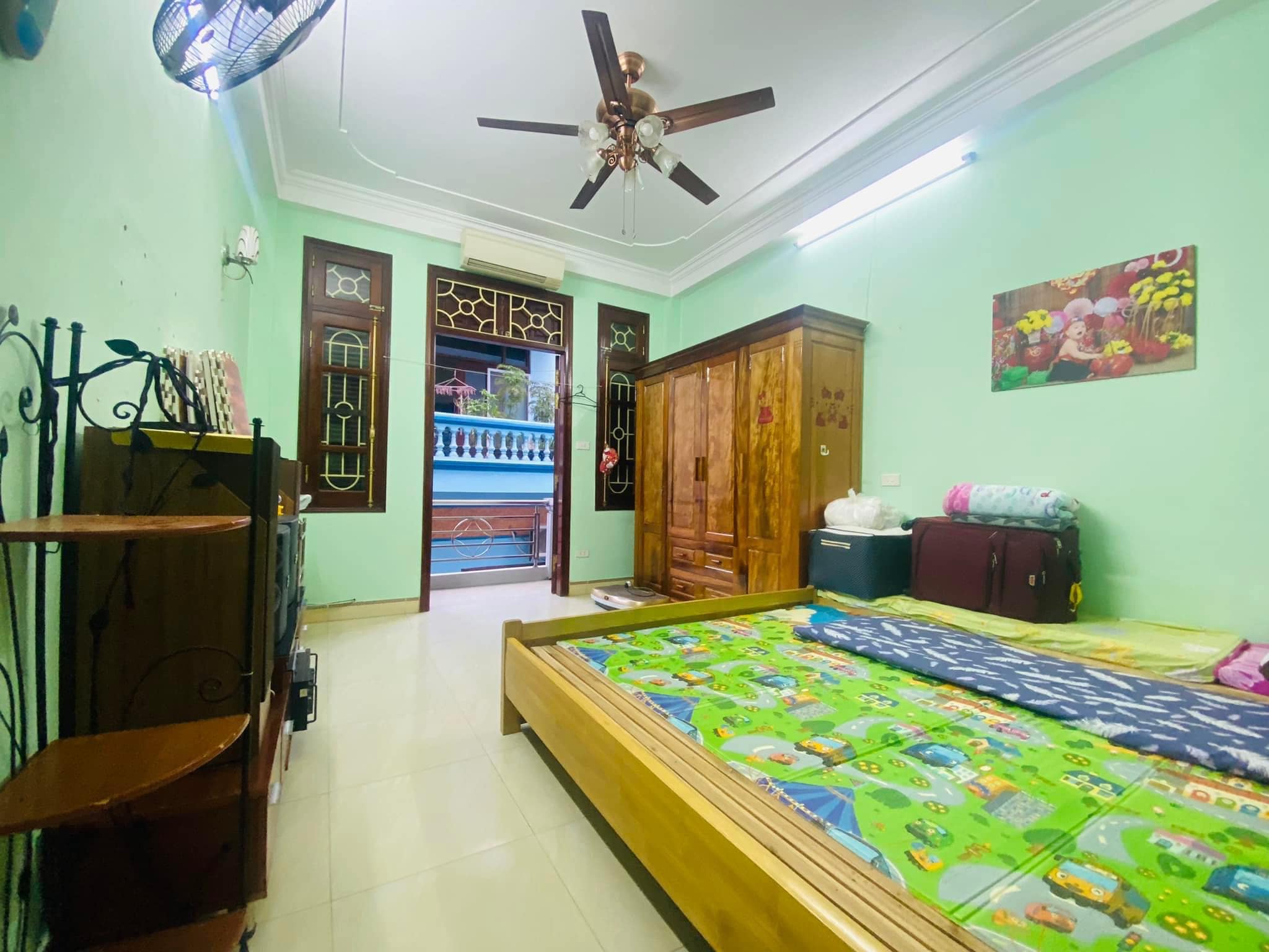 BÁN ĐẤT TẶNG NHÀ 3 TẦNG KIM NGƯU, NGÕ THÔNG, TRUNG TÂM QUẬN 58m NHỈNH 4 TỶ