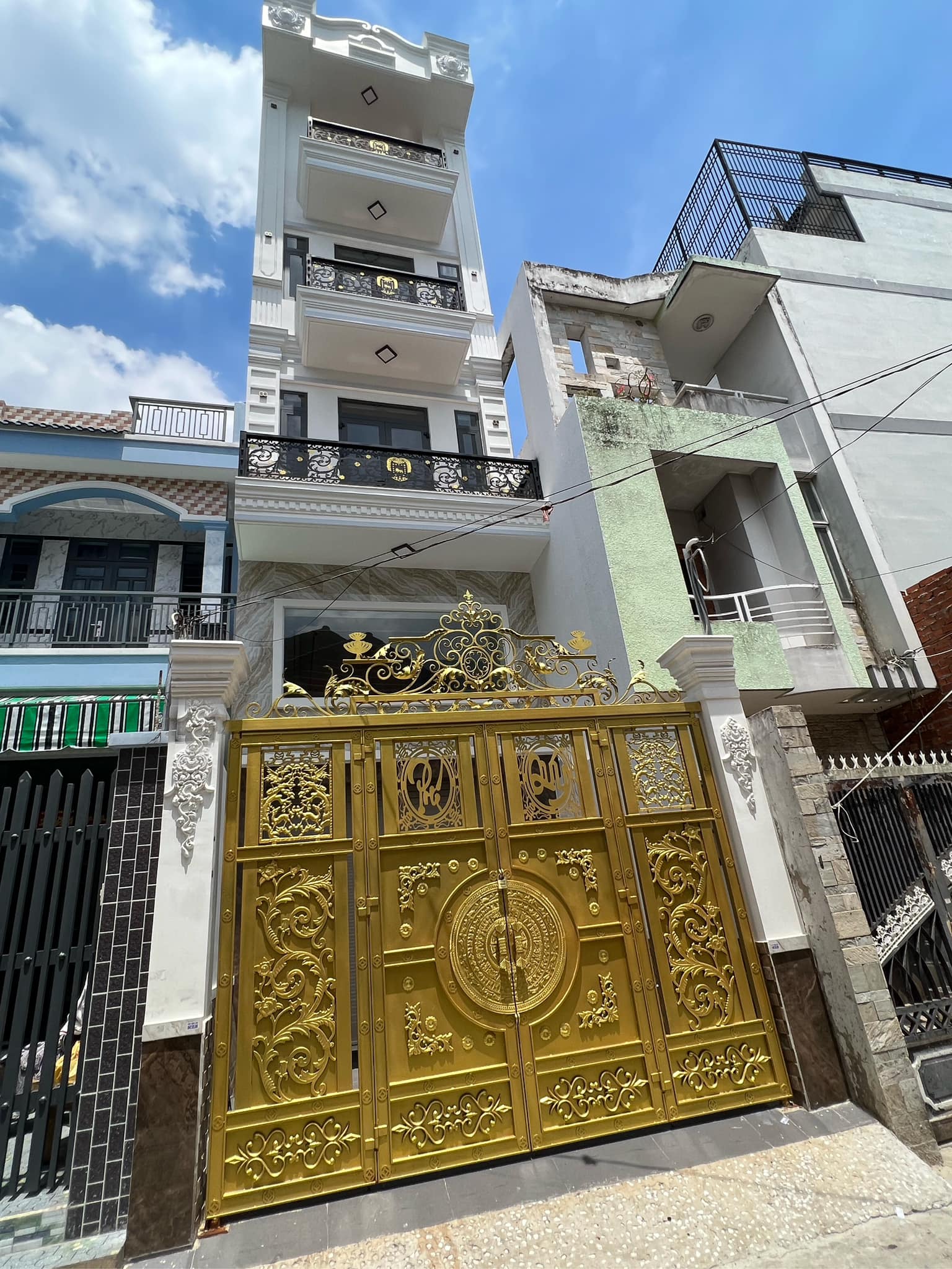 Bán Nhà Đường Bình Trị Đông, 5 Tầng, 72M2, Hẻm Xe Hơi, Nhà Mới Ở Ngay Chỉ 5 Tỷ Nhỉnh.