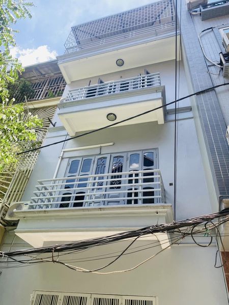 Bán Nhà Phân Lô Phố Trần Quốc Hoàn, Cầu Giấy. Vỉa Hè, Oto Đỗ Tránh. Nhà Đẹp, Ở Ngay. Hạ Chào Bán Nhanh. Giá 13.2 Tỷ