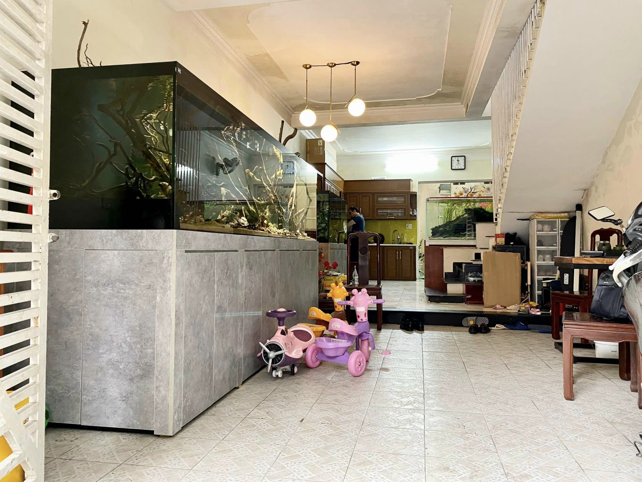 8.BÁN NHÀ DÂN XÂY 3 TẦNG ĐƯỜNG 2 OTO TRÁNH NHAU HOÀNG NGỌC PHÁCH LÊ CHÂN