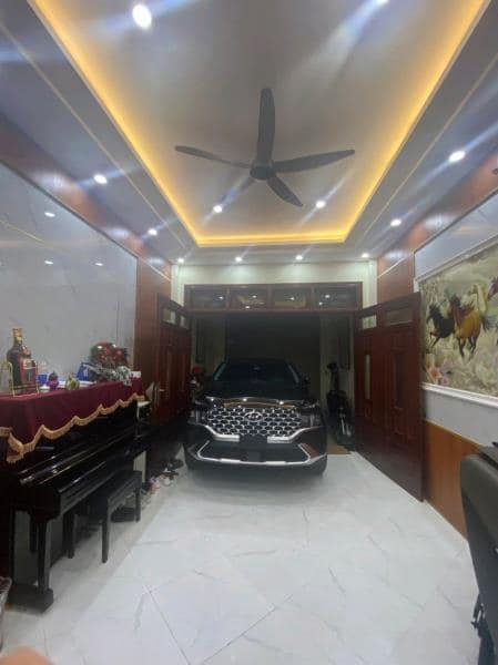 Nhà đẹp như biệt thự - Ô tô 7 chỗ vào nhà, gần chợ Trung Văn, 86m2, 11.5 tỷ