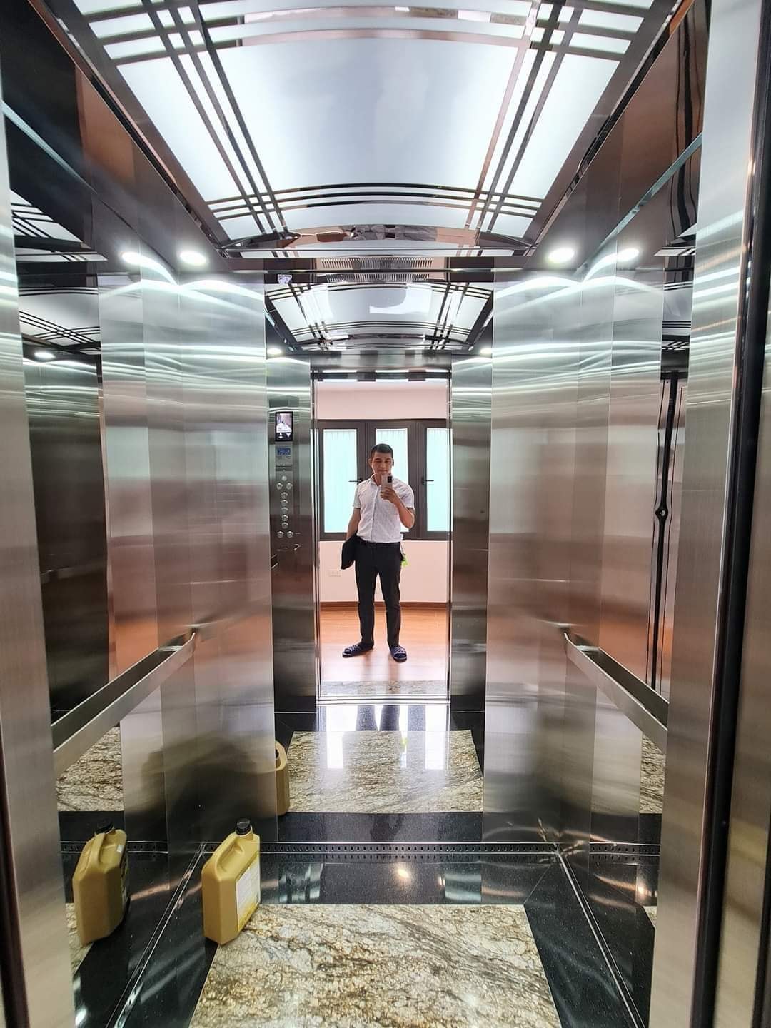 MẶT PHỐ-VỈA HÈ-LÔ GÓC-THANG MÁY-KINH DOANH-FULL NỘI THẤT-45M 11xTỶ-TRƯƠNG ĐỊNH