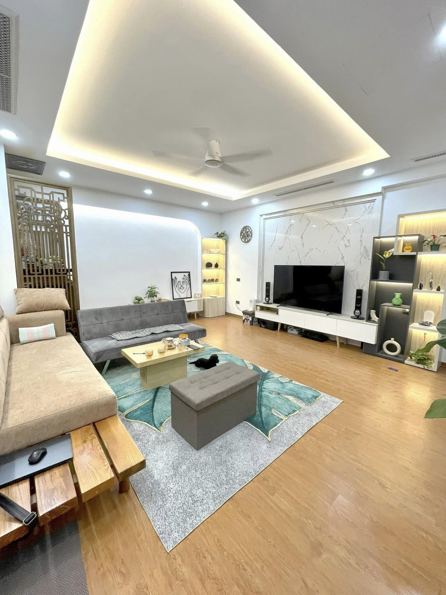 BÁN CĂN HỘ 2001 CHUNG CƯ 137 NGUYỄN NGỌC VŨ: 123M2, 3 NGỦ + BAN CÔNG RỘNG, 4.35 TỶ - FULL ĐỒ SỊN