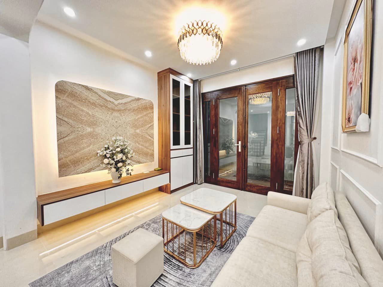 Bán nhà Phân lô phố Kim Hoa, Xã Đàn 45m2 x5Tầng,tặng full nội thất,cách phố 30m, gia 5,25 tỷ