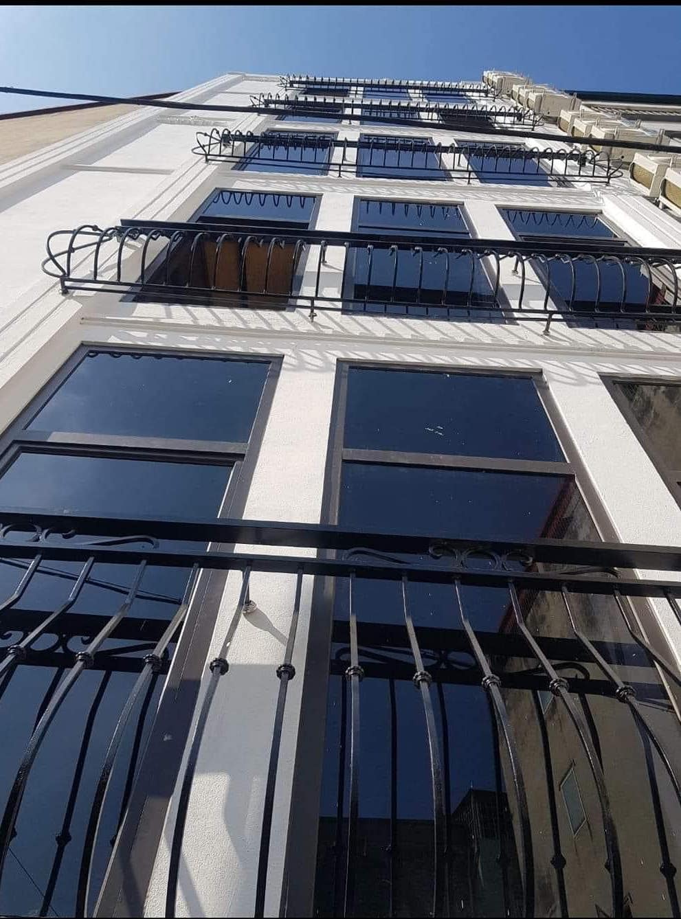 NHỈNH 9 TỶ - CHUNG CƯ MINI 2 THOÁNG-DÒNG TIỀN 70TR/THÁNG TRUNG TÂM CẦU GIẤY - dt 65M 8Tg thang máy.