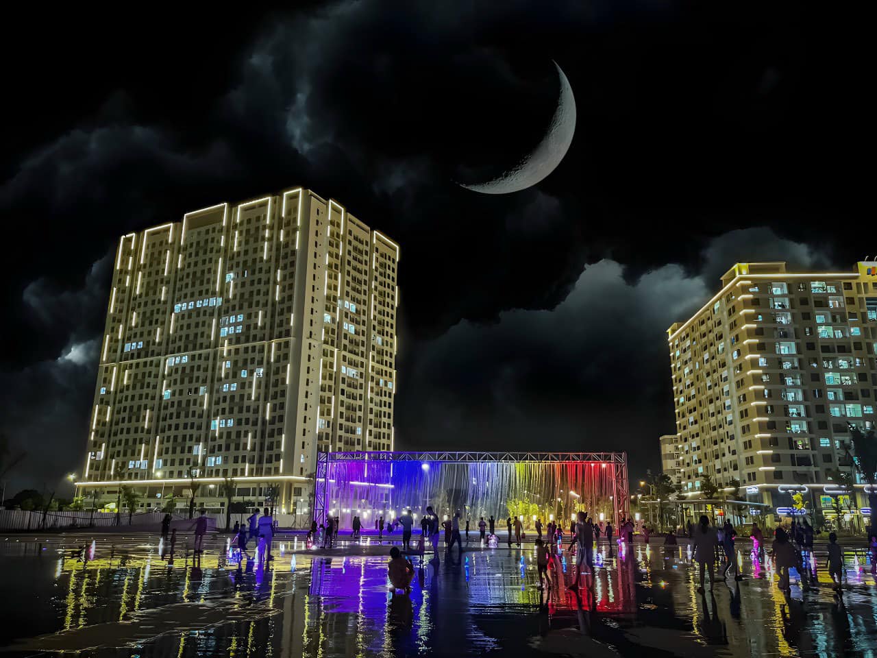 Bán lỗ Căn góc 2pn view đẹp FPT Plaza2, rộng đến 74m2