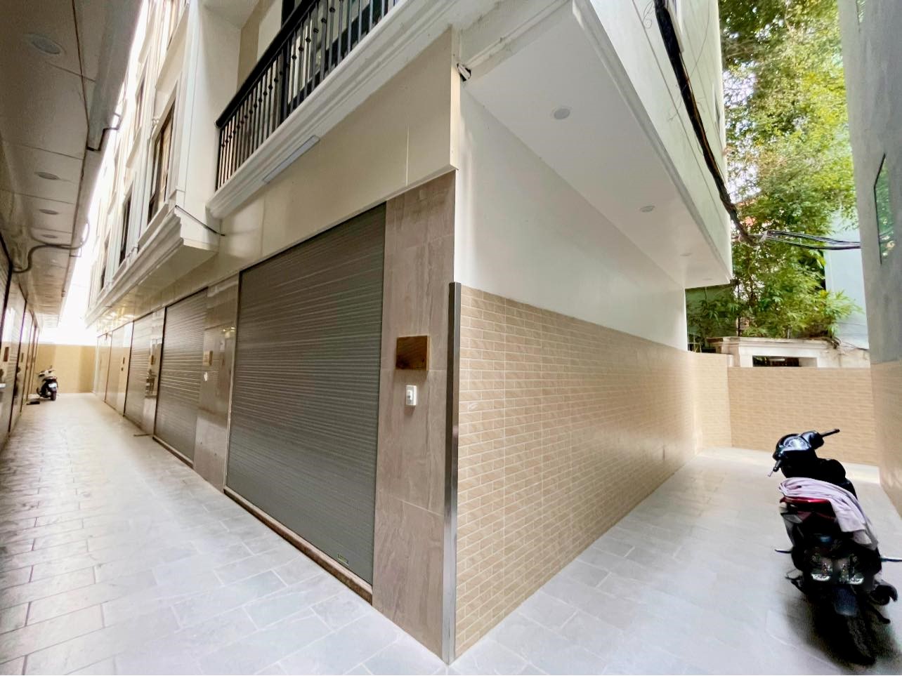 Đội Cấn 6 Tầng Thang máy LÔ GÓC 2 Mặt Tiền 45M2 MT 5.5M - Ô TÔ ĐỖ CỔNG -7.85 Tỷ