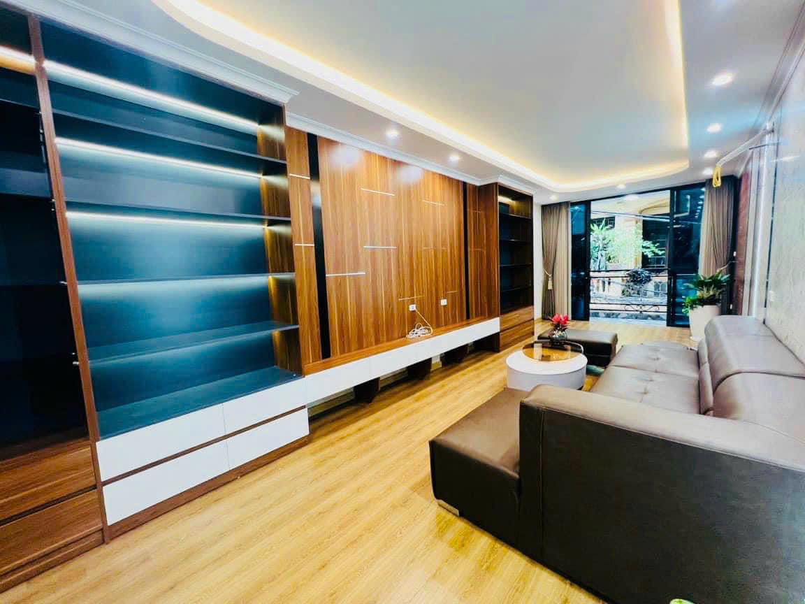 Phân lô K80C Phố Vĩnh Phúc, quận Ba Đình. DT 35m x 5 tầng x MT 3.9m x Giá 5.15 tỷ