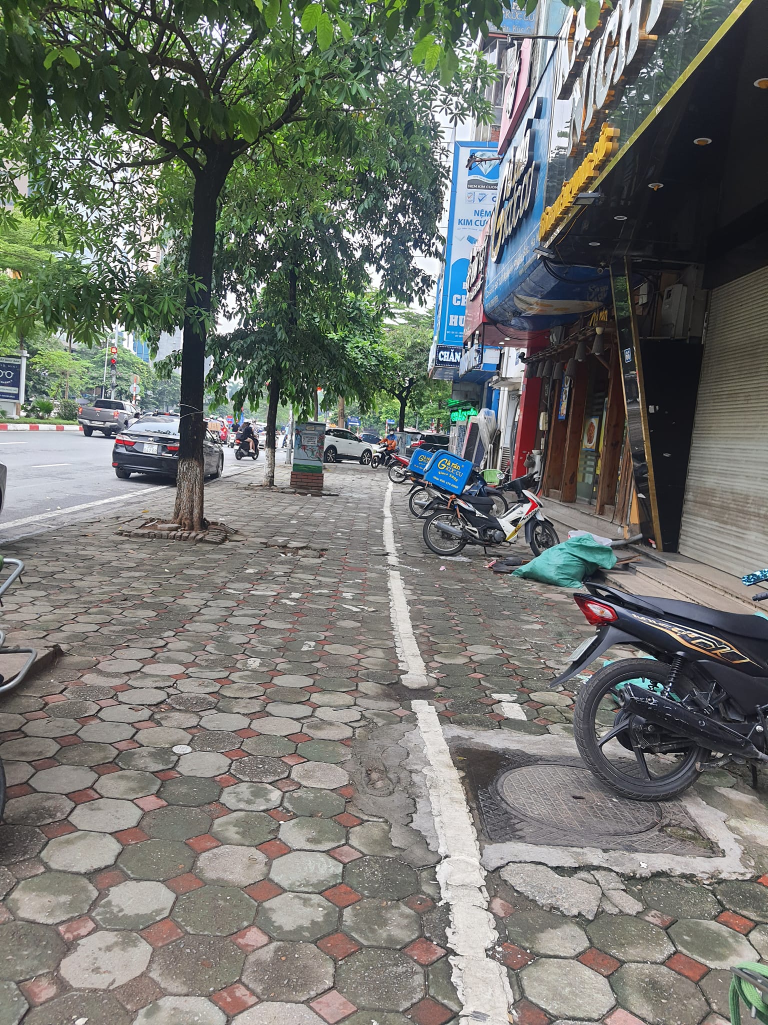 Bán Nhà Mặt Đường Nguyễn Phong Sắc- Cầu Giấy 40m2 6 tầng