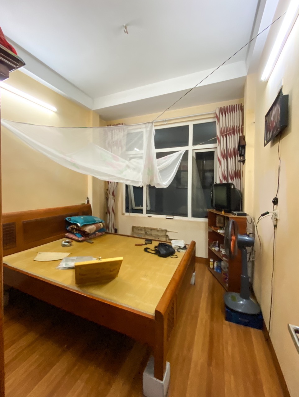 VỊ TRÍ ĐẸP MẶT NGÕ THÔNG * KINH DOANH NHỎOTO TRÁNH ĐỖ 2 ĐẦU NGÕ - CÁCH 30M5 TẦNG 6 NGỦ ĐẦY ĐỦ CÔNG NĂNG