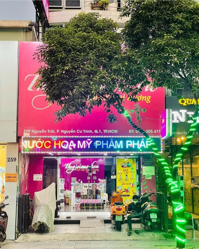 Cho thuê MBKD 259 Nguyễn Trãi 4x13m, trệt trống suốt giá 50 triệu