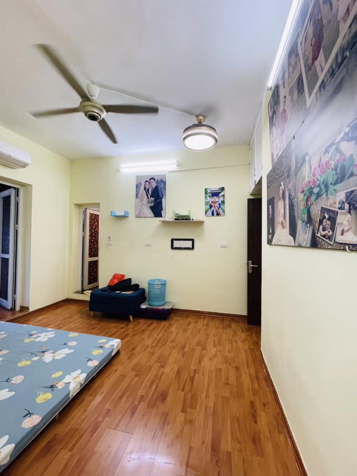 HIẾM LẠC TRUNG - NGÕ THÔNG - SÁT PHỐ - NHÀ ĐẸP Ở NGAY 32m x 4T, NHỈNH 3 TỶ