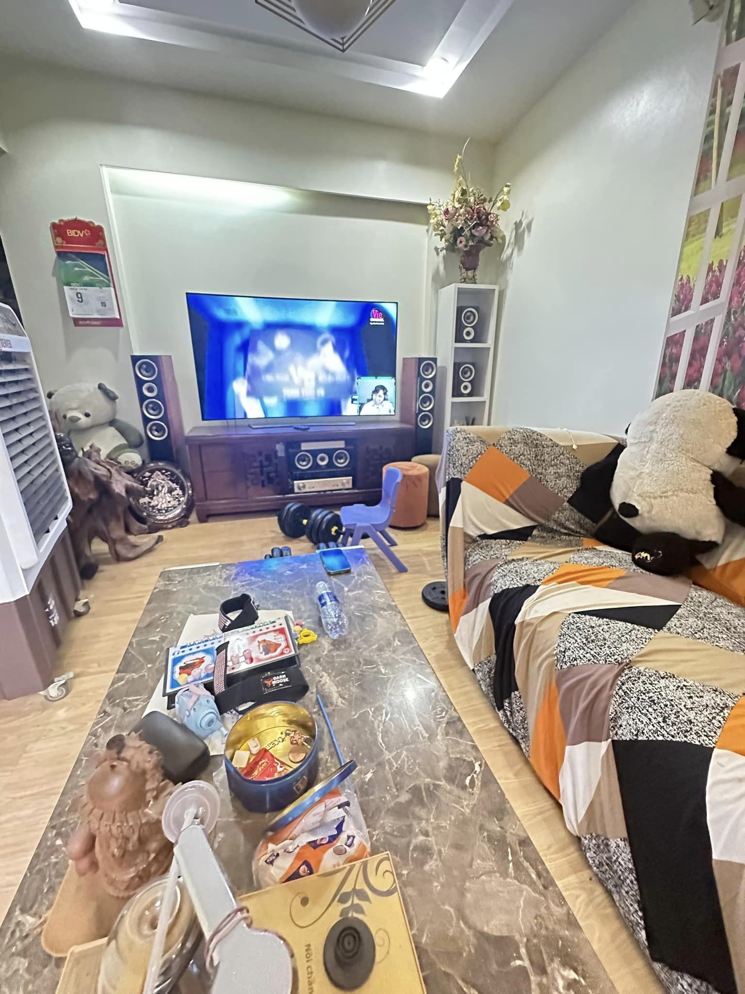 Căn trong ngõ 144 Quan Nhân, Thanh Xuân cần bán. DT 40m2*5T. Giá 5,6 tỷ. Chỉ 12m ra mặt hồ và ôtô.