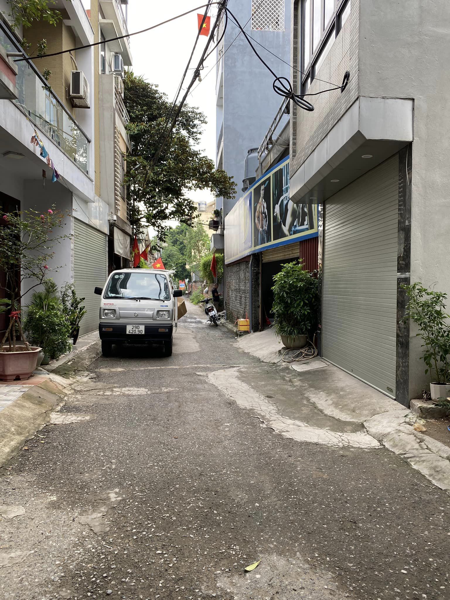 NHỈNH 4 TỶ, NHÀ ÁI MỘ, 5T NGÕ OTO 3 BƯỚC RA PHỐ