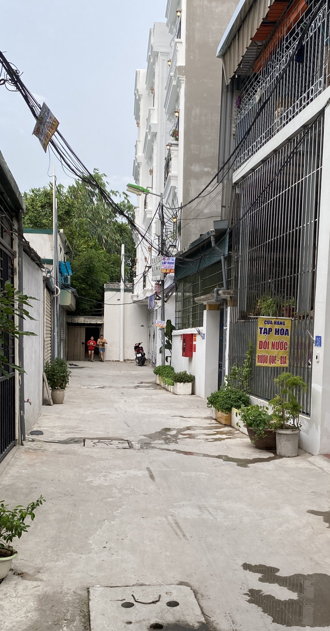 BÁN NHÀ NGÕ 200 VĨNH HƯNG QUẬN HOÀNG MAI - 30M 5 TẦNG MT 4M - NHỈNH 3 TỶ OTO ĐỖ CỬA NHÀ MỚI ĐẸP KINH DOANH ONLINE