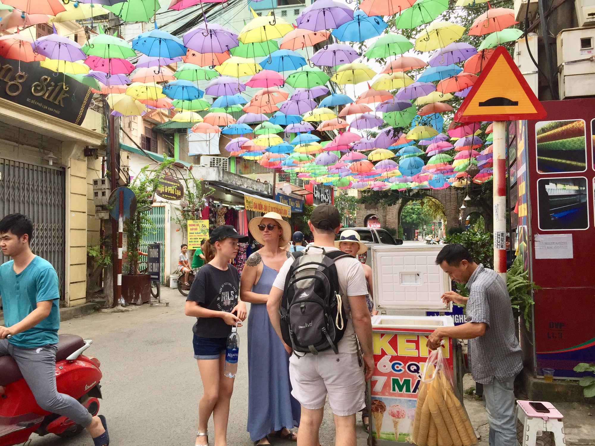 SIÊU PHẨM KỊCH ĐỘC - MẶT PHỐ VẠN PHÚC – TÒA NHÀ DUY NHẤT 110m 8 tầng THANG MÁY.