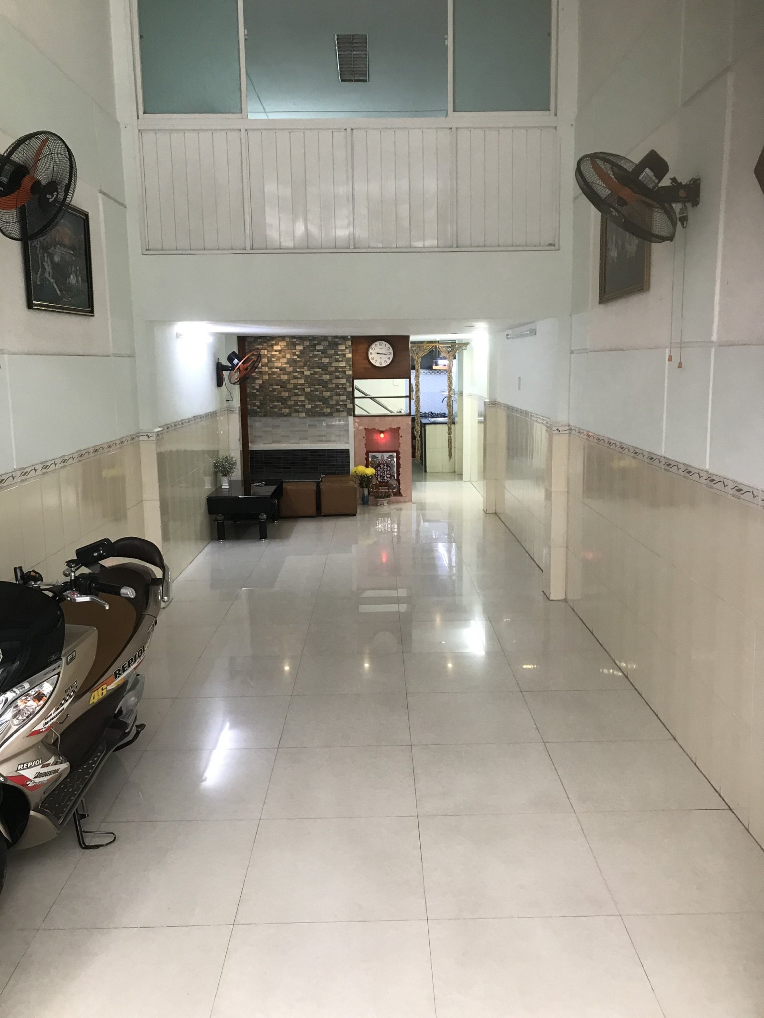 Cần tiền bán gấp 2 căn liền kề Lạc Long Quân, P.5, Quận 11.