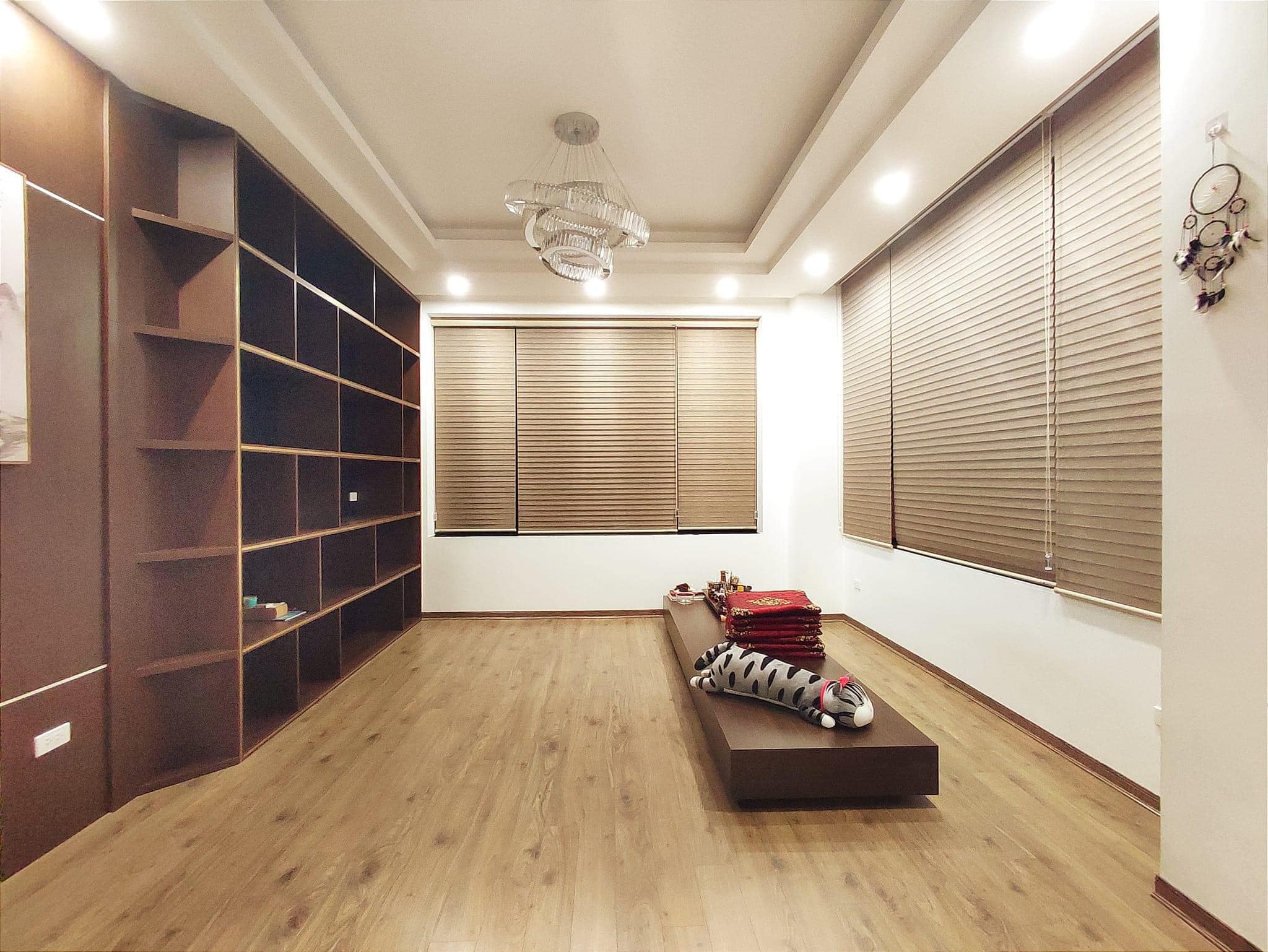 Bán nhà 91m2 phố Âu Cơ, Tây Hồ Gara Ô tô thông Vỉa hè đẹp Kinh doanh siêu đỉnh 9.2 Tỷ