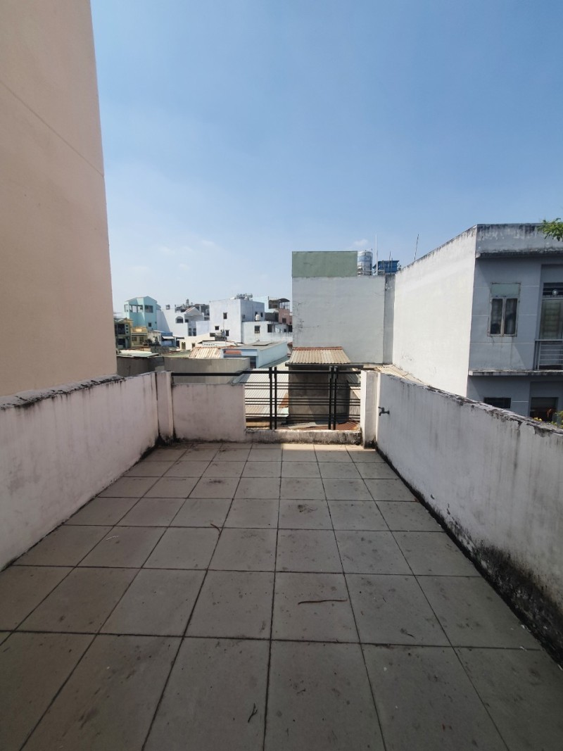 BÁN GẤP !HỒNG BÀNG, P16, Q11, 40M2, 3 TẦNG, 3PN CHỈ 4.5 TỶ.