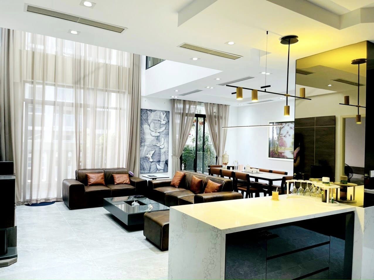 Bán CHCC CT4 Vimeco II - Nguyễn Chánh, Trung Hòa nội thất xịn sò 146m, 3PN 7.5 tỷ