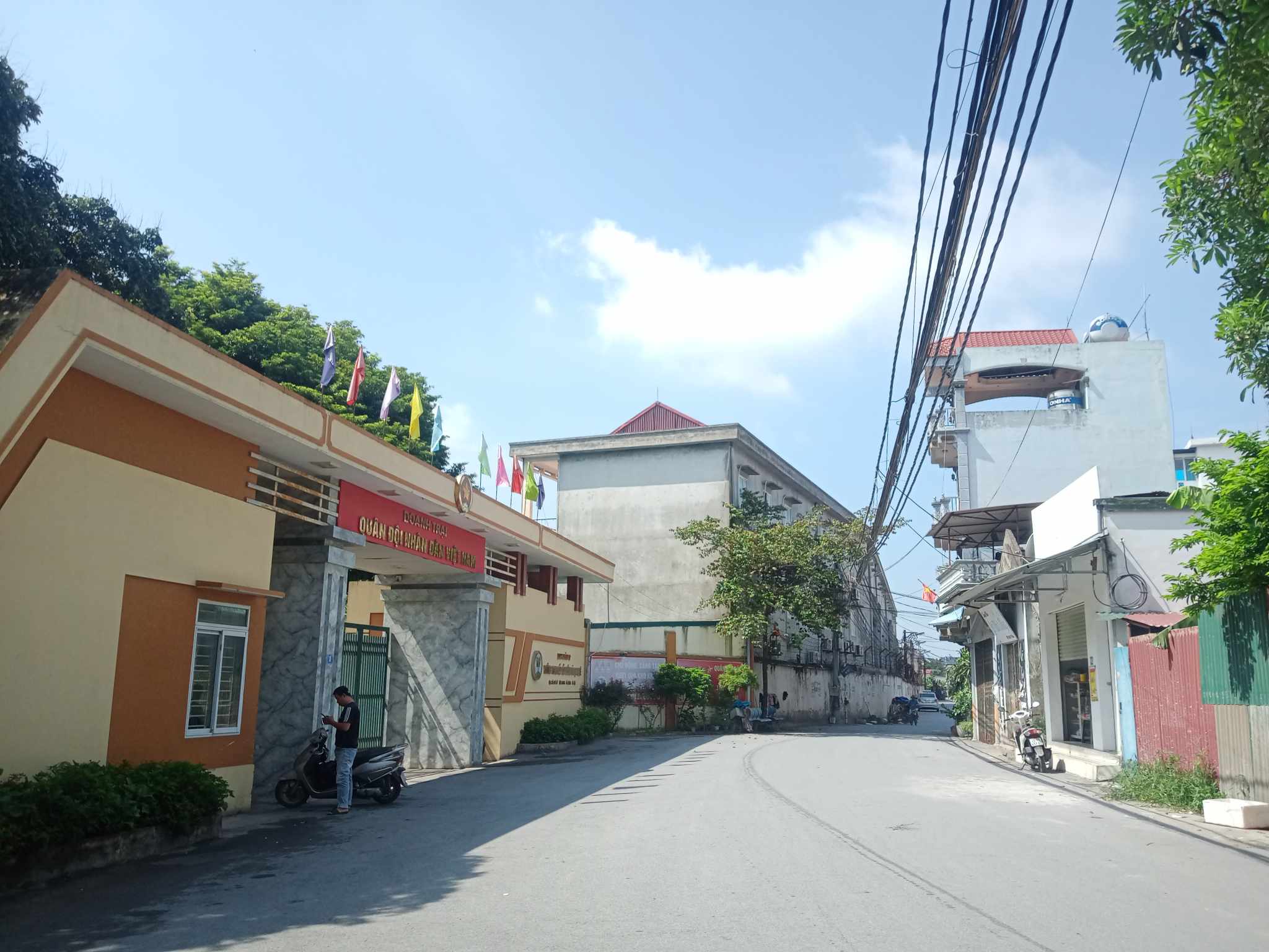 Chỉ 860 triệu sở hữu mảnh đất gần 40m2 hộ khẩu Hà Đông, ô tô sát nhà.