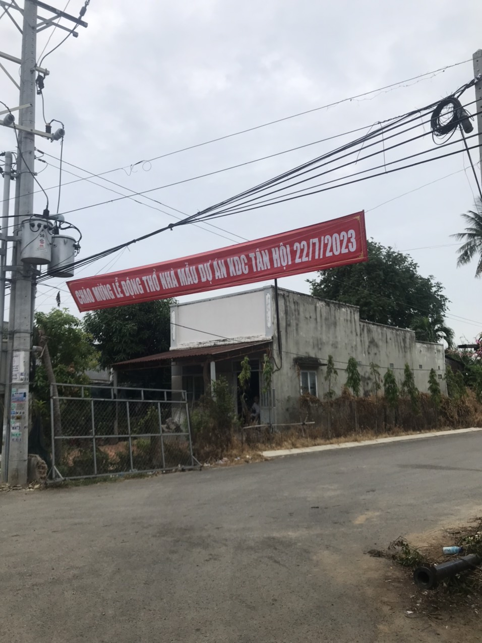 Gấp gấp cần bán nhanh lô đất tại KDC Tân Hội đầu TP Ninh Thuận giá 998tr/100m2