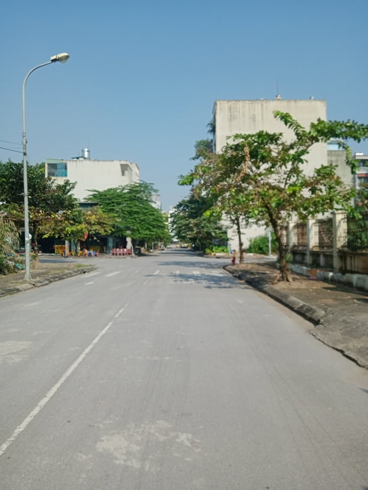 Bán đất dịch vụ Yên Nghĩa, Hà Đông, 50m2, mt4m, hướng Đông Nam, giá 4.4 tỷ