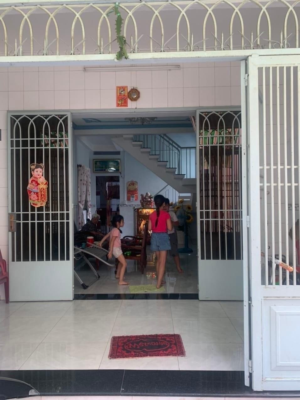 BÁN NHÀ HẺM XE HƠI TRƯỜNG CHINH. TÂN BÌNH.90m2.3TẦNG.chỉ 7,5t.ỷ