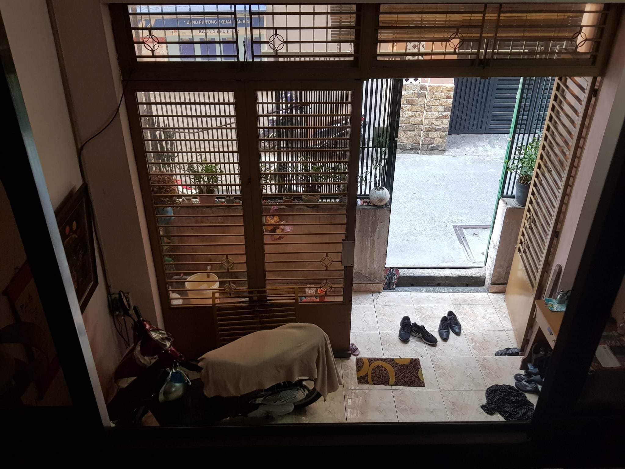 HXH THÔNG CMT8, TÂN BÌNH - MỘT ĐỜI CHỦ - 36M2 - 4 TẦNG - GIÁ GẤP BÁN ĐỊNH CƯ 5.6 TỶ.