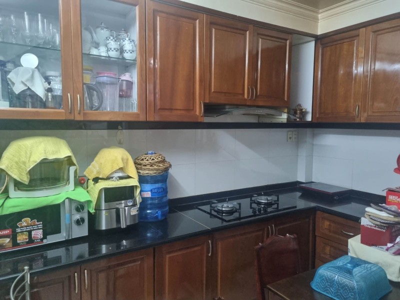 Bán nhà gần Ba Tháng Hai, Quận 10, 5 tầng, 7PN, rất đẹp, chỉ 6 tỷ nhỉnh