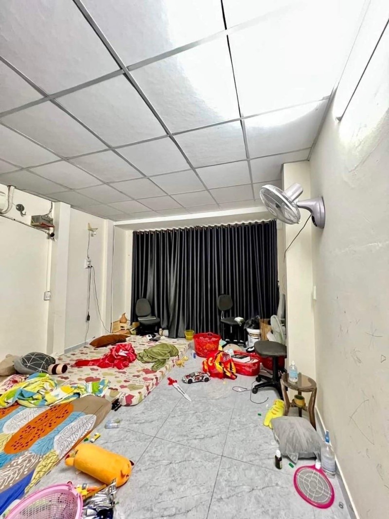 Bán nhà gần Bành Văn Trân, Tân Bình, 43m2, chỉ 3 tỷ nhỉnh