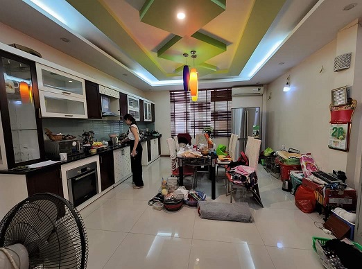 NHÀ ĐẸP PHỐ YÊN HÒA – CHỦ TỰ XÂY, MẶT NGÕ THẲNG TẮP – GẦN PHỐ, DÂN TRÍ CAO – 4T x 50m2, 5.98 TỶ