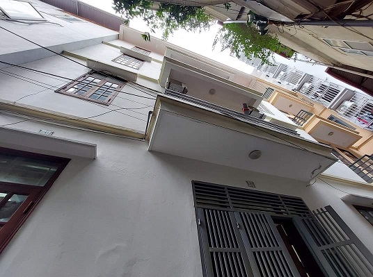 PHÂN LÔ PHẠM VĂN ĐỒNG - VỊ TRÍ ĐẸP, NHÀ DÂN XÂY – NGÕ THÔNG, MẶT TIỀN QUYỀN LỰC 4T X 48M2, 5.7 TỶ