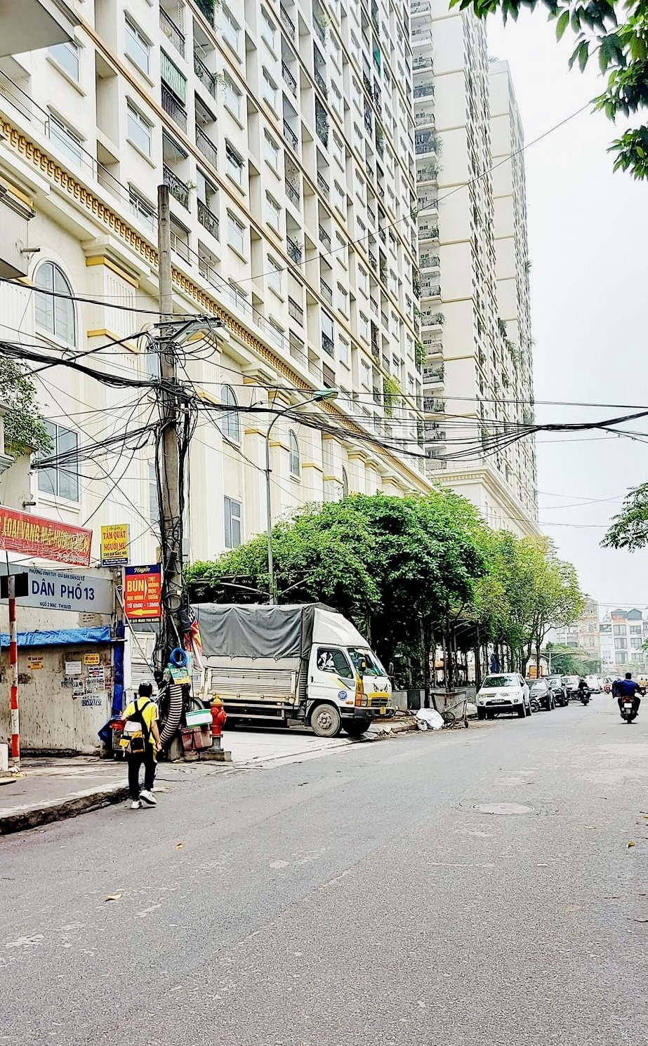 BÁN NHÀ PHÂN LÔ MẠC THỊ BƯỞI QUẬN HAI BÀ TRƯNG - 65M 4 TẦNG MT 4M - OTO TRÁNH DỪNG ĐỖ NHÀ ĐẸP VỪA Ở VỪA KINH DOANH.