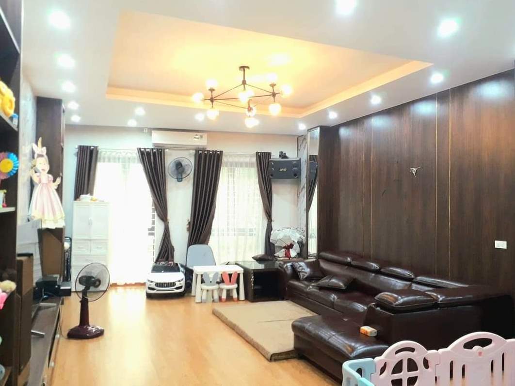 Ngộp bank bán gấp nhà mặt phố Bạch Mai sầm uất gần Phố Huế 120m2 chỉ 25.89 tỷ.