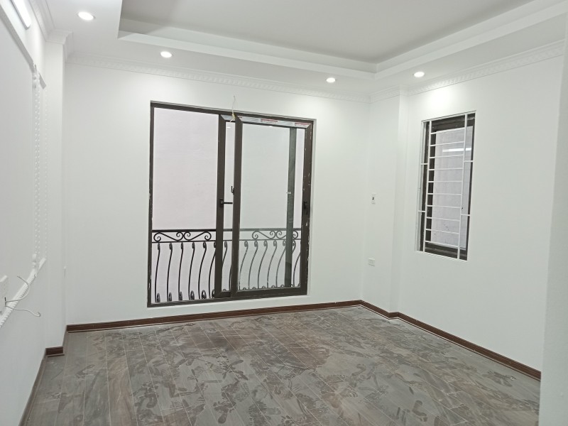 Bán nhà phân lô Chùa Bộc 53m2 4 tầng, oto đỗ cửa, nhà đẹp ở ngay, 6 tỷ.